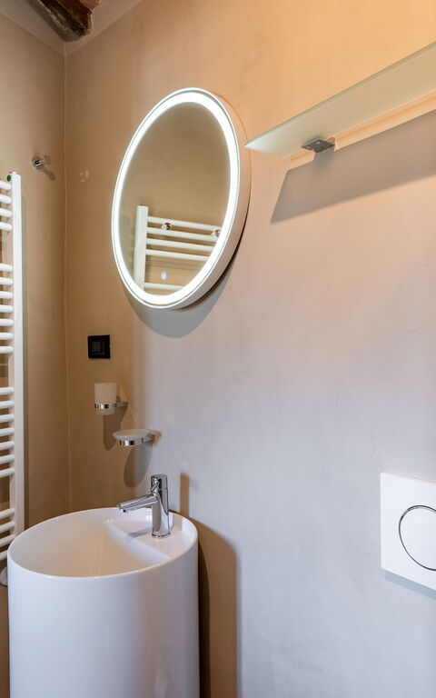 Torre Di Serre: Bathroom