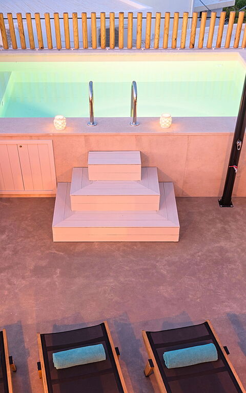 Villa Mirage: Building Exterior, Outdoor, Pool