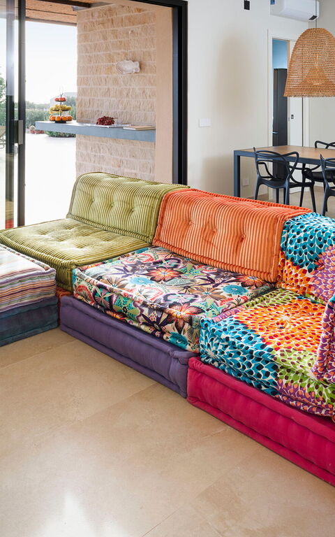 Gelso Bianco: Living Room