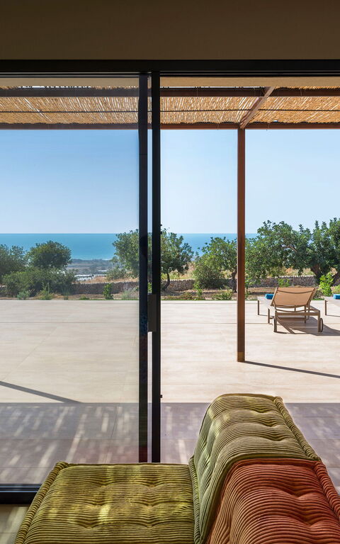 Gelso Bianco: Living Room