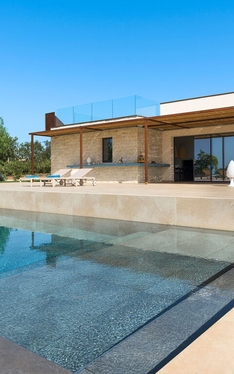 Gelso Bianco: Building Exterior, Outdoor, Pool