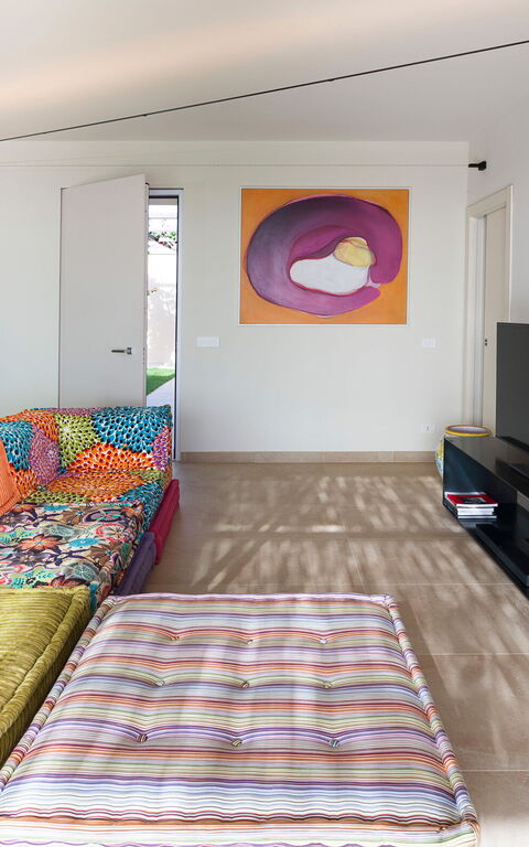 Gelso Bianco: Living Room