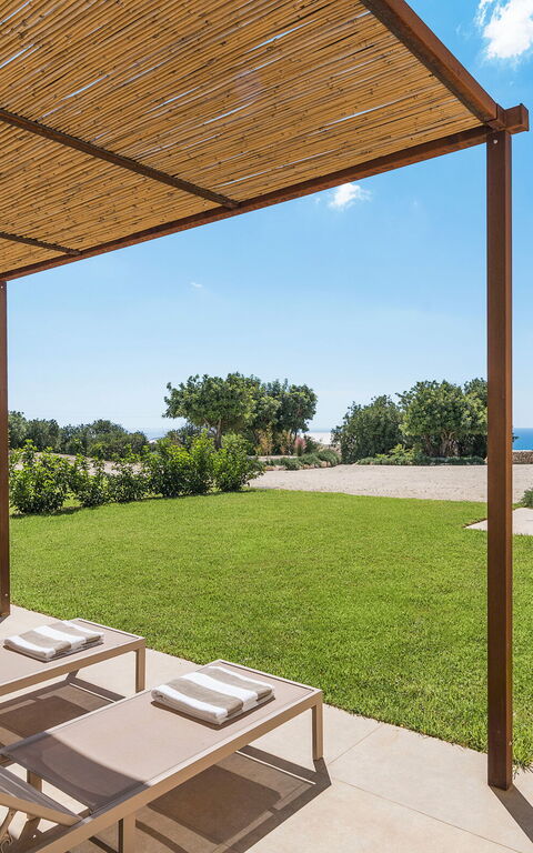 Gelso Bianco: Balcony / Terrace / Patio, Building Exterior, Garden, Outdoor