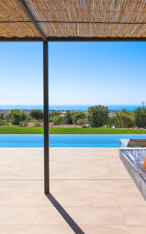 Villa Passo Salina: Balcony / Terrace / Patio, Pool