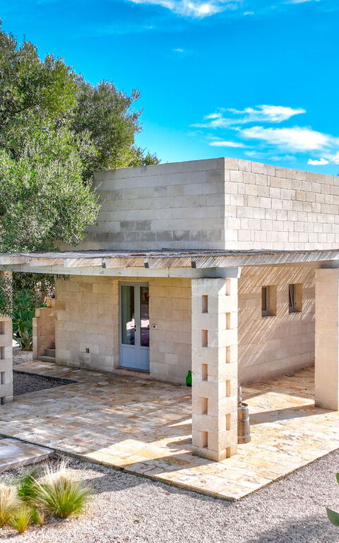 Tenuta Palù: Balcony / Terrace / Patio, Building Exterior, Outdoor