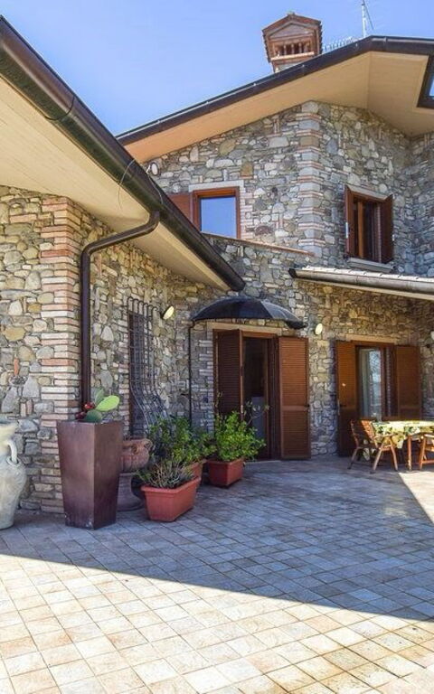 Villa Paradiso: Building Exterior, Outdoor