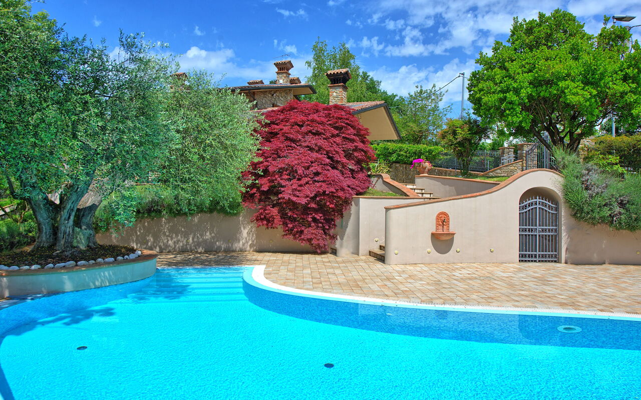 Villa Paradiso: Building Exterior, Pool