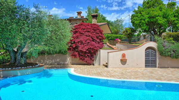 Villa Paradiso: Building Exterior, Pool