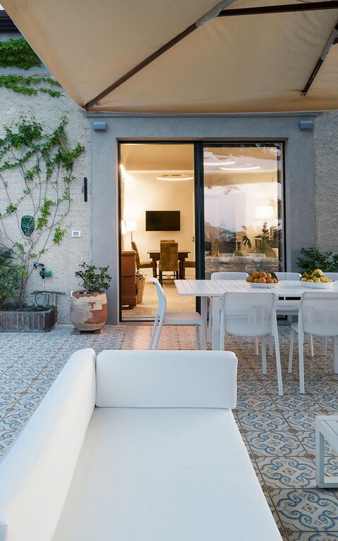 Villa Giuffrè: Balcony / Terrace / Patio, Building Exterior, Outdoor, Scenic View