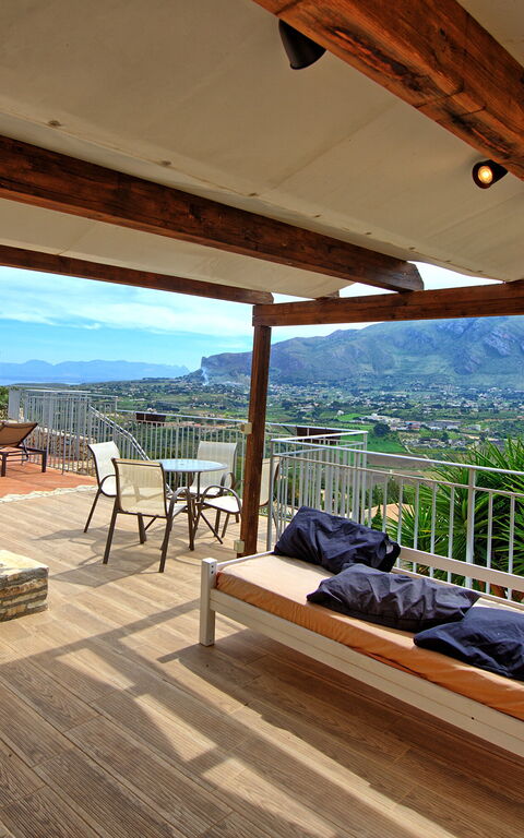 Villa Petra: Building Exterior, Outdoor, Scenic View