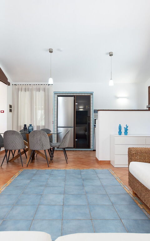 Villa Petra: Dining Room, Living Room