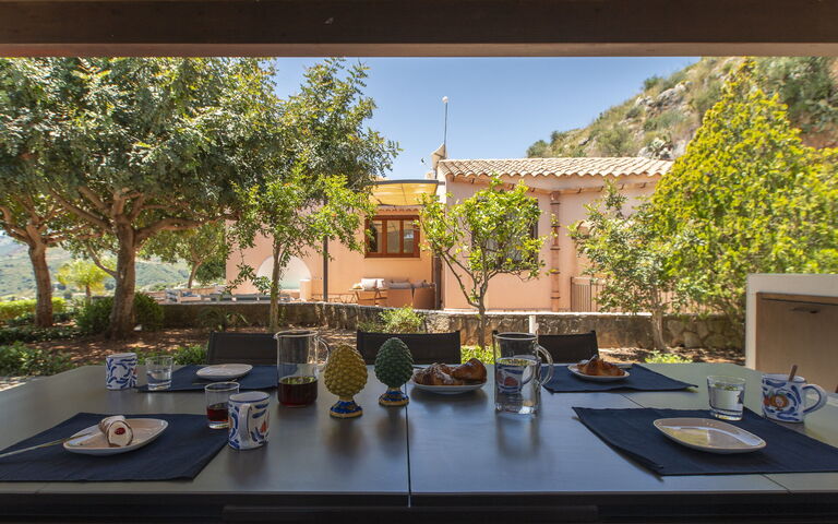 Villa Petra: Outdoor