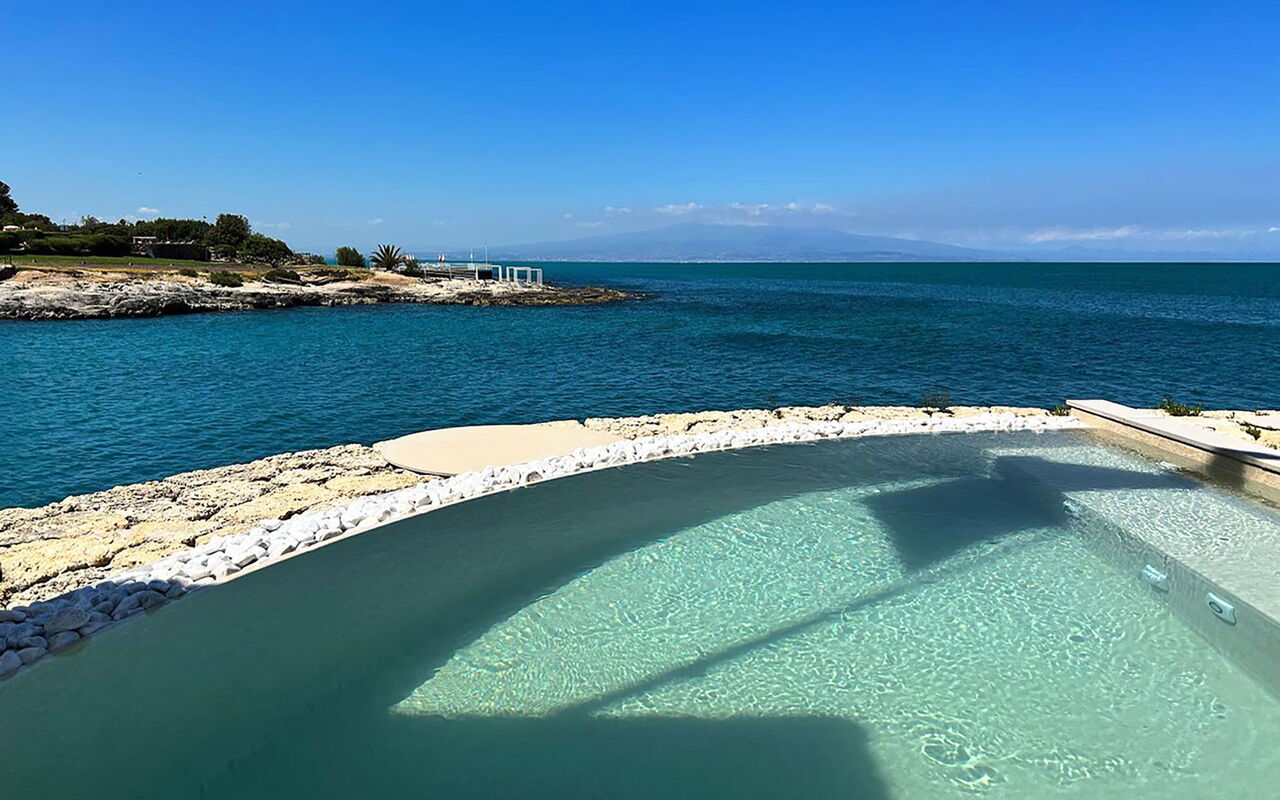 Villa Il Faro: Building Exterior, Hot Tub, Outdoor, Pool, Scenic View