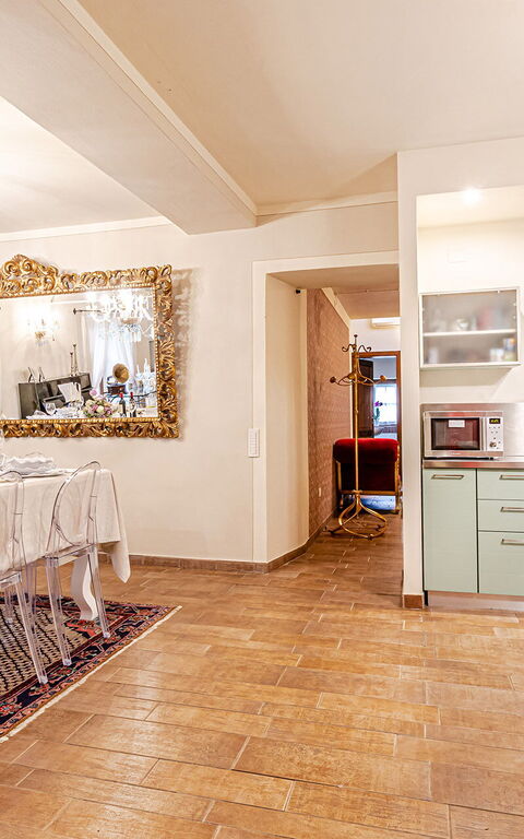 Chateau La Siroque: Dining Room, Kitchen