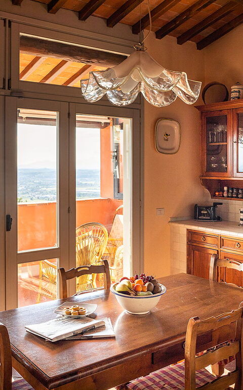 Villa Colle Di Sotto: Dining Room, Kitchen
