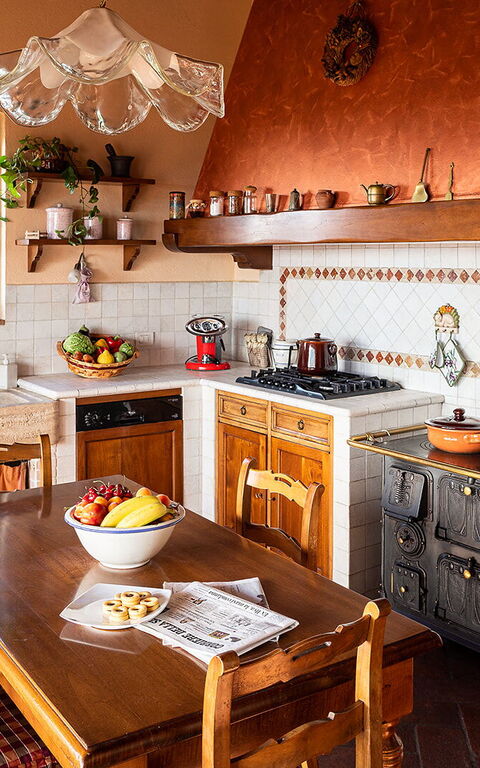 Villa Colle Di Sotto: Dining Room, Kitchen