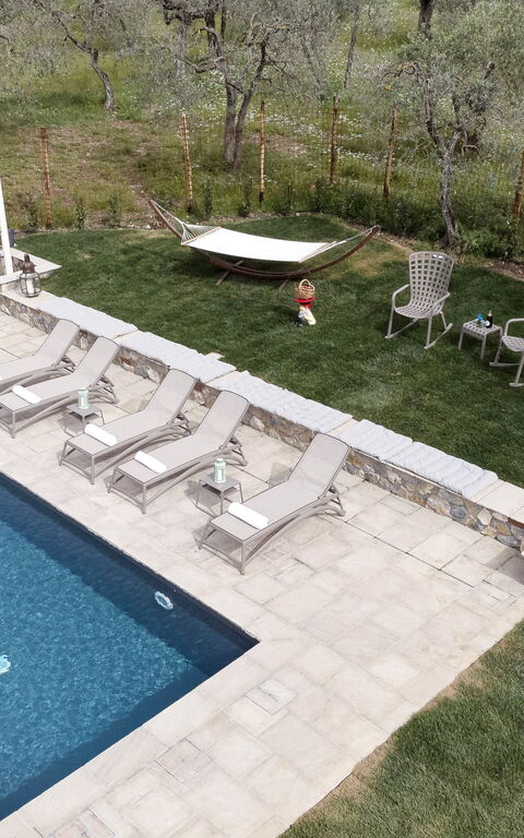 Villa Colle Di Sotto: Building Exterior, Outdoor, Pool