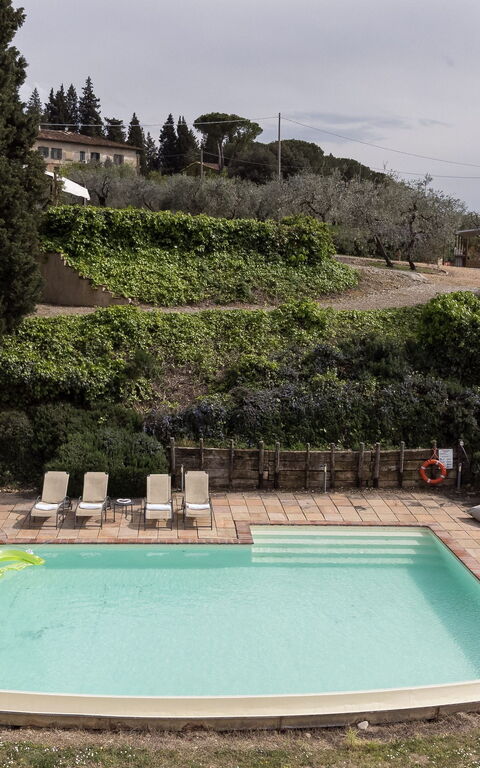 Cottage Colle Di Sotto: Building Exterior, Garden, Outdoor, Pool