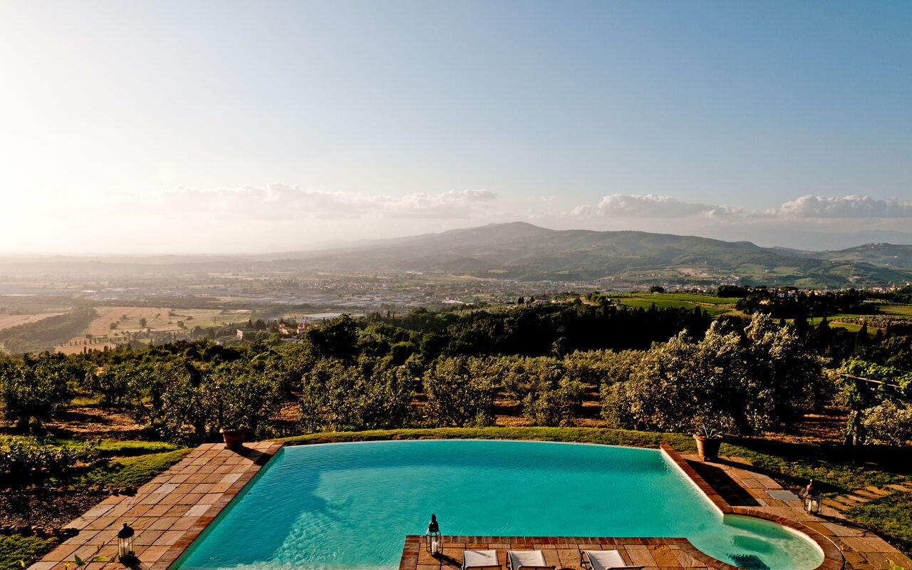 Cottage Colle Di Sotto: Building Exterior, Outdoor, Pool