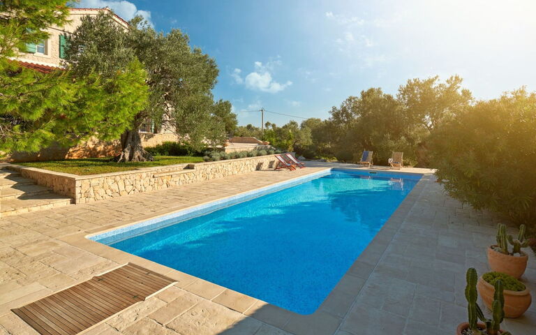 Orvas Villa 189: Pool