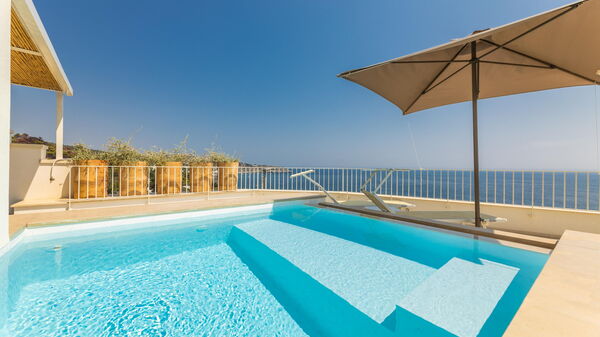 Marinaia Gran Vista Mare: Balcony / Terrace / Patio, Building Exterior, Outdoor, Scenic View