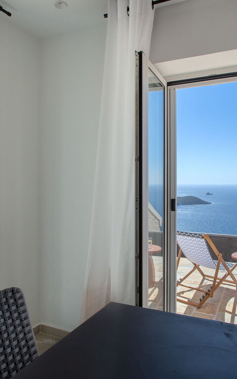 Villa Thea Mare Levantes: Dining Room, Kitchen, Scenic View