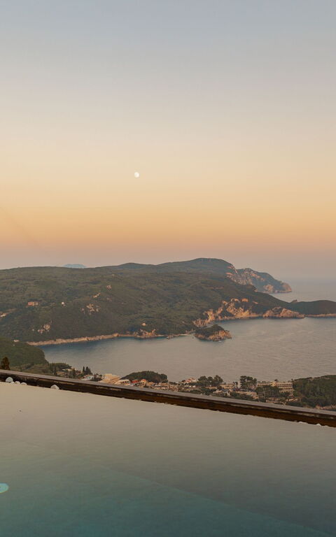 Villa Thea Mare Levantes