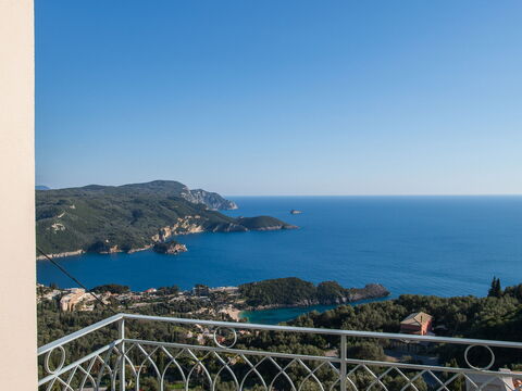 Villa Thea Mare Levantes