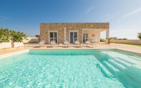 Villa Palibella: Building Exterior, Outdoor, Pool