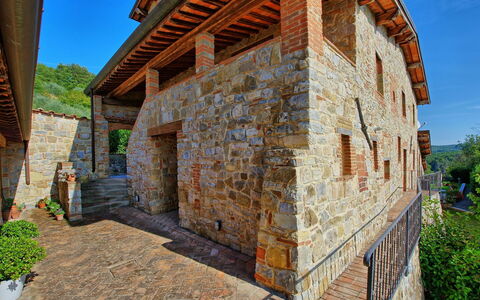 Accommodation Torre 2: Building Exterior, Outdoor