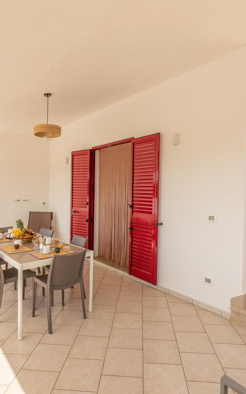 Villa Dolcevivere: Balcony / Terrace / Patio, Building Exterior, Outdoor, Summer