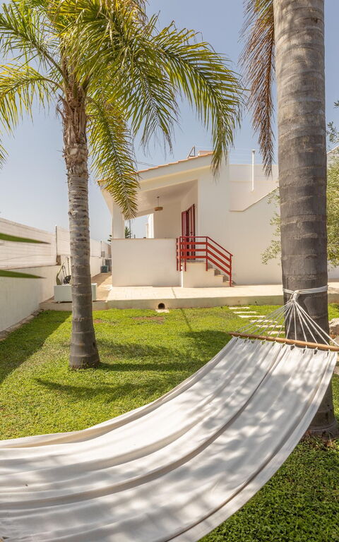 Villa Dolcevivere: Building Exterior, Garden, Outdoor