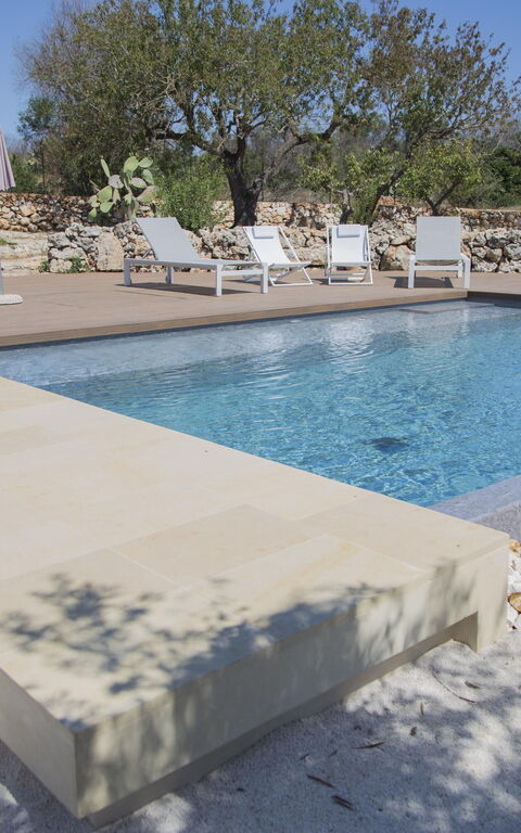 Villa Platino: Building Exterior, Outdoor, Pool