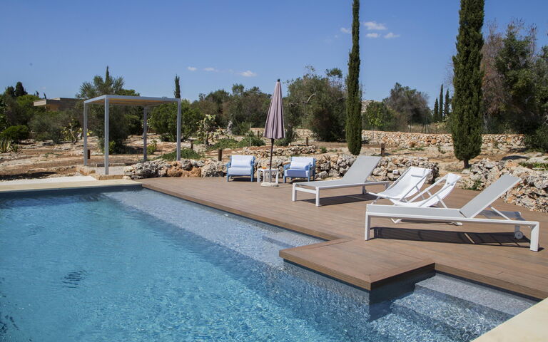 Villa Platino: Building Exterior, Outdoor, Pool