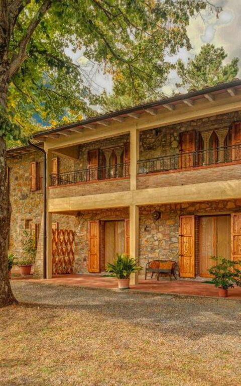 Leccino: Building Exterior, Garden, Main Entrance, Outdoor