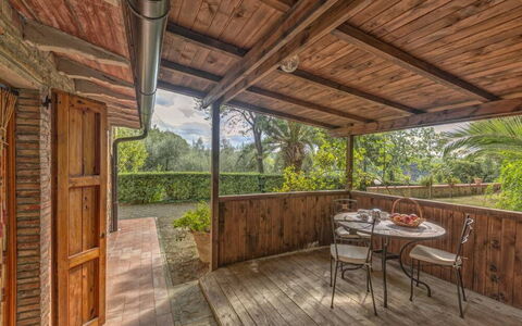 Accommodation Leccino 3: Balcony / Terrace / Patio