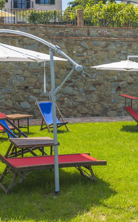 Le Fornaci: Building Exterior, Garden, Outdoor