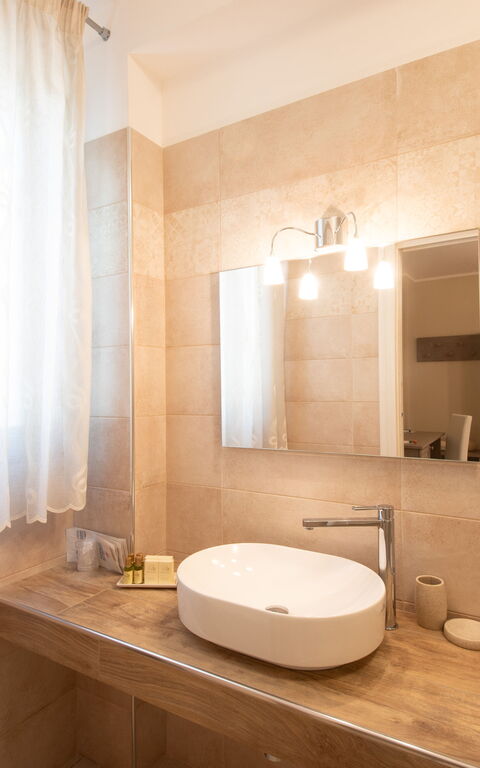 Terra Mater: Bathroom