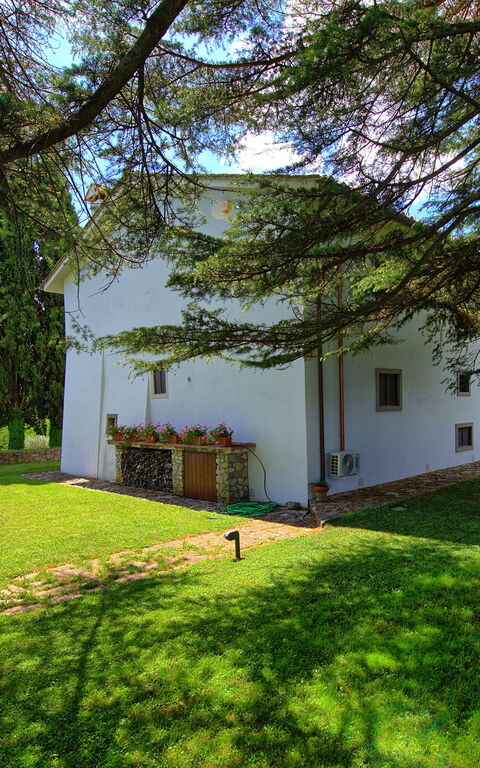 Villa Mami: Building Exterior, Garden, Outdoor