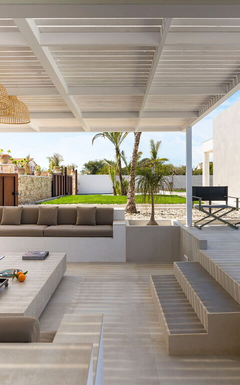Villa Paradisus: Balcony / Terrace / Patio, Building Exterior, Outdoor
