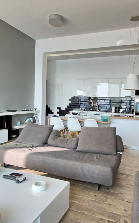 Villa Sapphire: Kitchen, Living Room