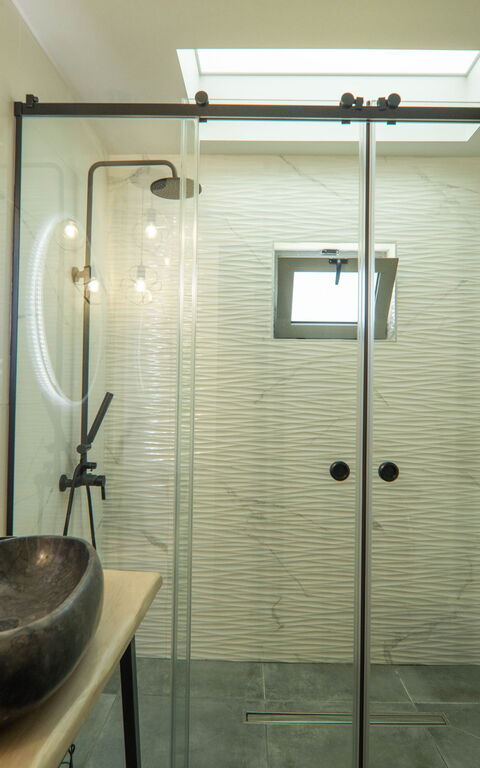 Villa Katrina: Bathroom