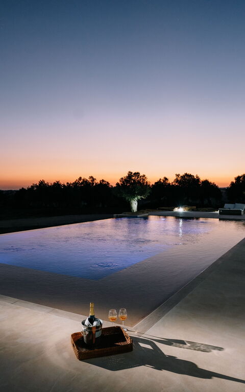 Villa Infinito: Balcony / Terrace / Patio, Building Exterior, Outdoor, Pool, Scenic View