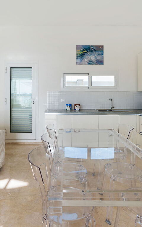Mare Dentro: Dining Room, Kitchen, Living Room