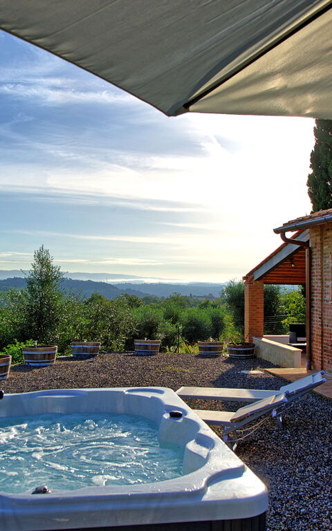 Casa Andrea: Building Exterior, Hot Tub, Outdoor