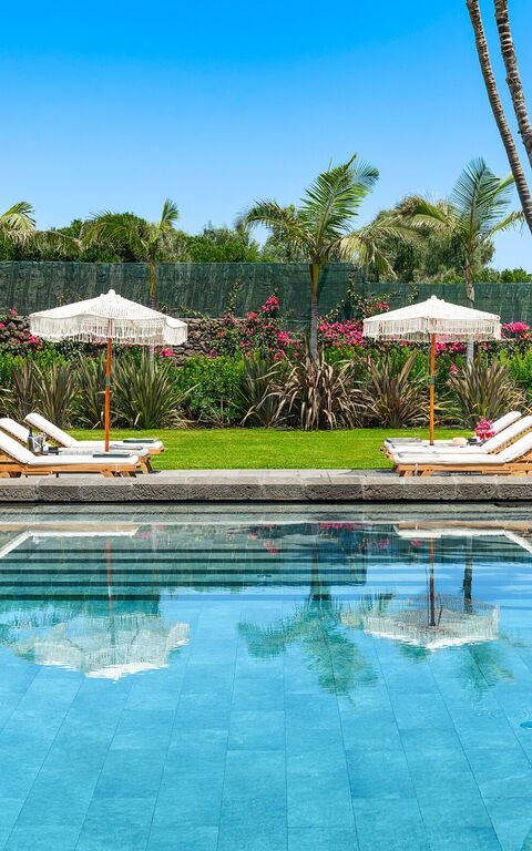 Villa Acqua Marina: Building Exterior, Garden, Outdoor, Pool