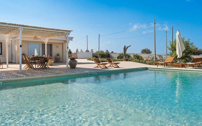 Villa Paolina: Building Exterior, Outdoor, Pool