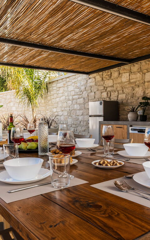 Villa Serenity: Balcony / Terrace / Patio, Outdoor