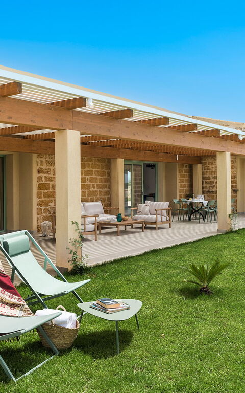 Villa Cavalè: Building Exterior, Garden, Outdoor