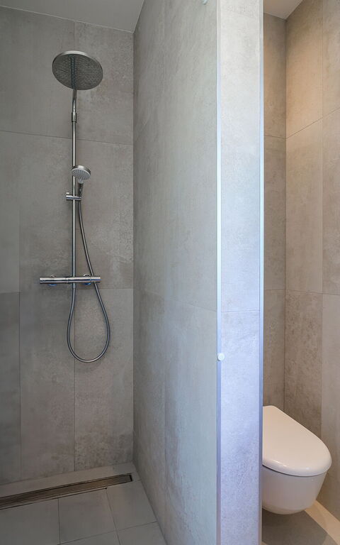 Villa Pine Haven: Bathroom